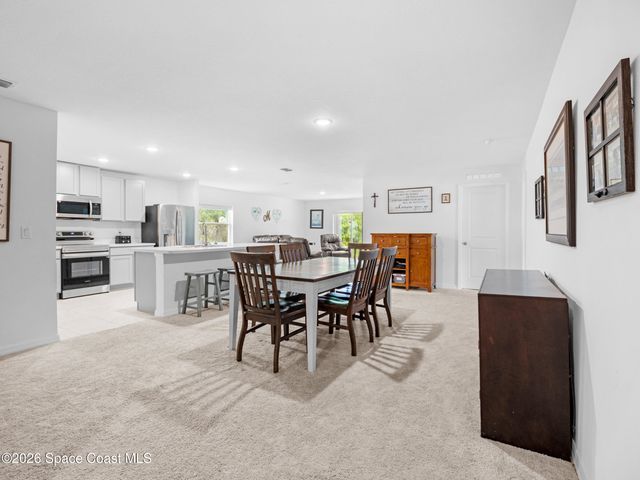 1011 Starfire Street SE, Palm Bay, FL 32909