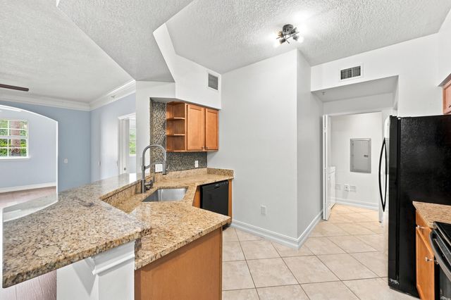 9873 Baywinds Drive 5109, West Palm Beach, FL 33411