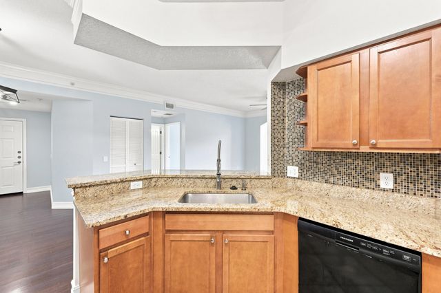 9873 Baywinds Drive 5109, West Palm Beach, FL 33411