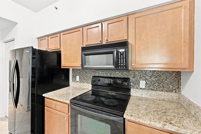 9873 Baywinds Drive 5109, West Palm Beach, FL 33411