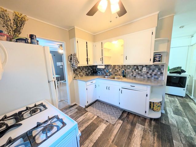582 Riverside Drive, Battle Creek City, MI 49015