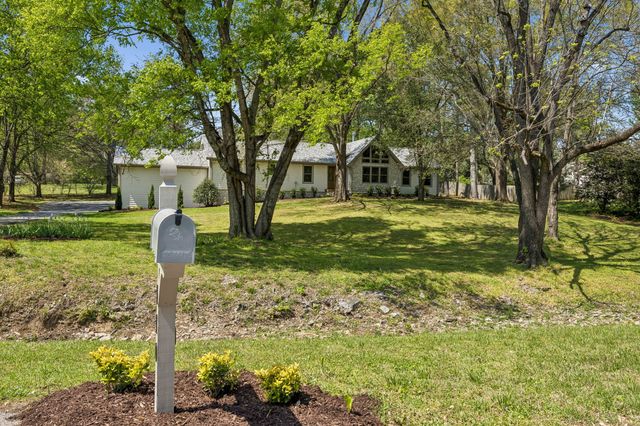 110 Green Valley Blvd, Franklin, TN 37064