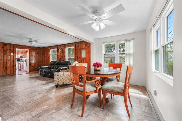 8 Barnes St, Wareham, MA 02571
