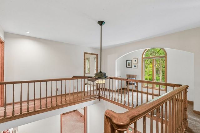 14 Brierwoods Lane, Hawthorn Woods, IL 60047