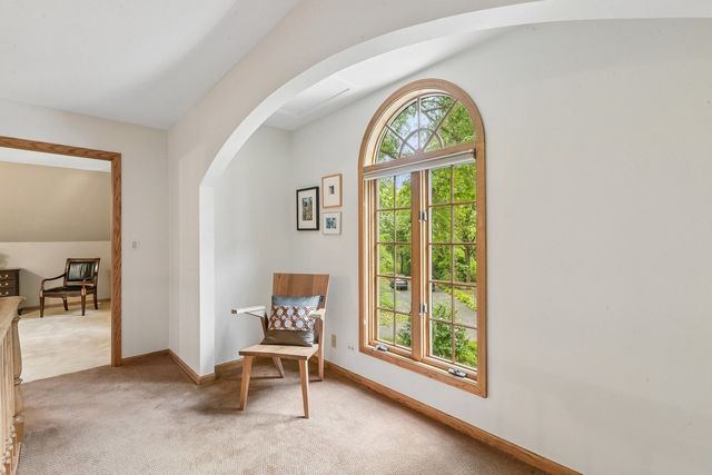 14 Brierwoods Lane, Hawthorn Woods, IL 60047