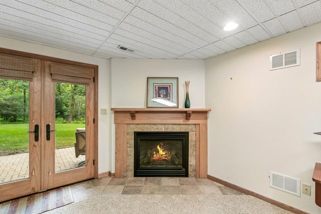 14 Brierwoods Lane, Hawthorn Woods, IL 60047