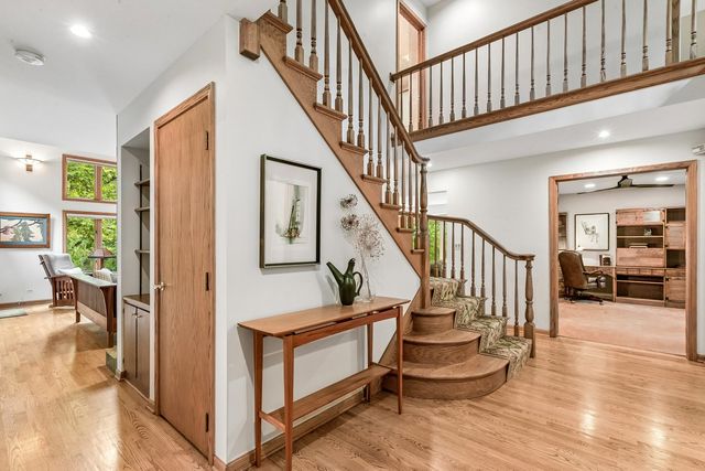 14 Brierwoods Lane, Hawthorn Woods, IL 60047