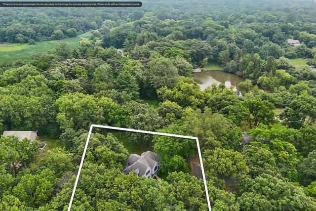 14 Brierwoods Lane, Hawthorn Woods, IL 60047