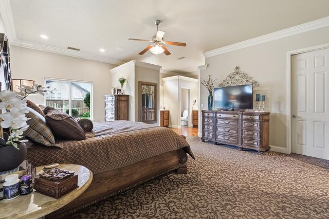 297 W Harold Griswold Way, Hanford, CA 93230