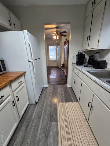 6465 Monrovia Drive, Waterford, MI 48329