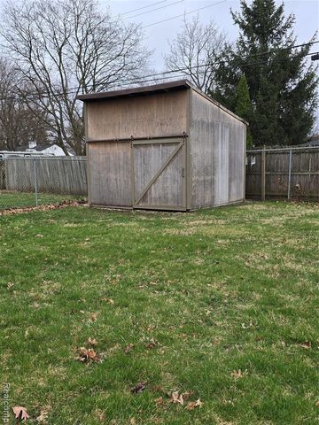 6465 Monrovia Drive, Waterford, MI 48329