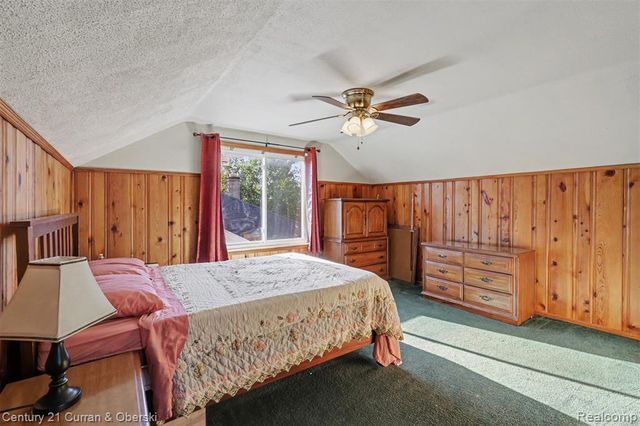 14991 College Avenue, Allen Park, MI 48101