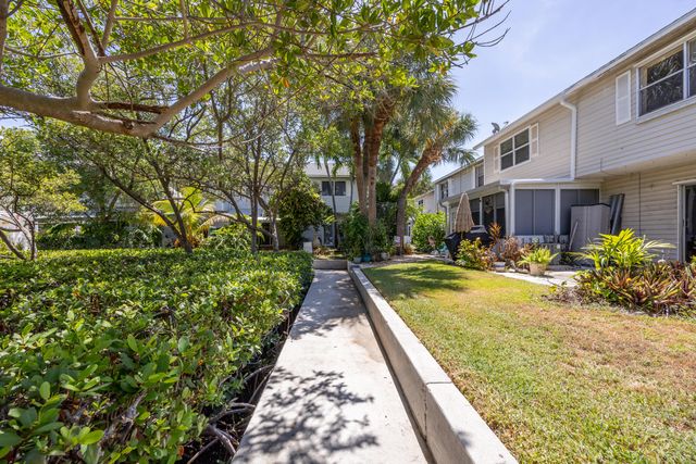 2753 Ne 15th Street, Pompano Beach, FL 33062