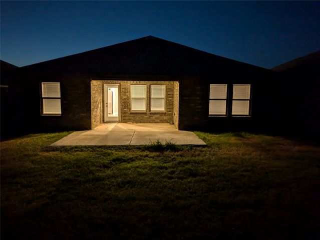 2124 Tulipwood Drive, Royse City, TX 75189