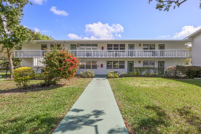 297 Farnham M, Deerfield Beach, FL 33442