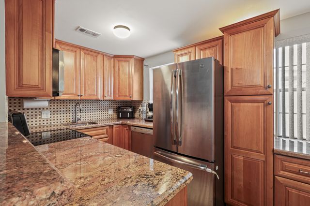 297 Farnham M, Deerfield Beach, FL 33442