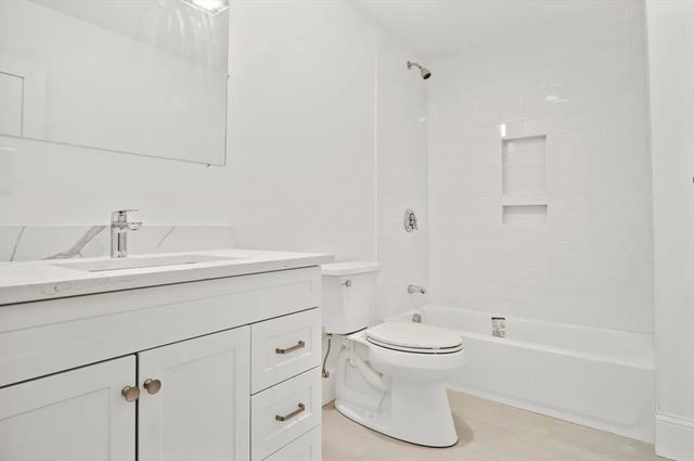 10 Sutton St, Boston, MA 02126