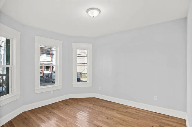 10 Sutton St, Boston, MA 02126