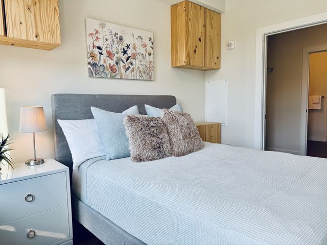 1900 12th Ave S Apt 420, Nashville, TN 37203