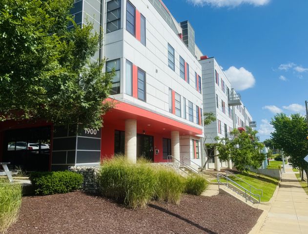 1900 12th Ave S Apt 420, Nashville, TN 37203