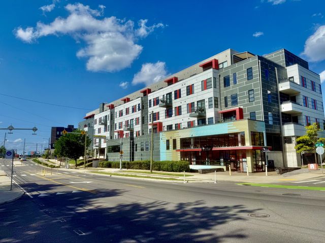 1900 12th Ave S Apt 420, Nashville, TN 37203