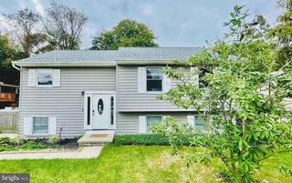 8024 ESCALON AVE, Pasadena, MD 21122