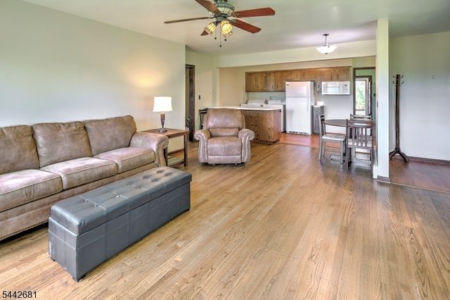 114 Amwell Rd, East Amwell Twp., NJ 08822