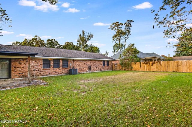 104 Polaris Drive, Lafayette, LA 70501