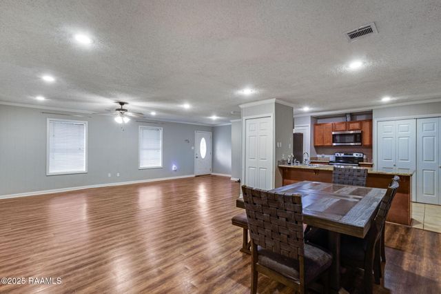 104 Polaris Drive, Lafayette, LA 70501