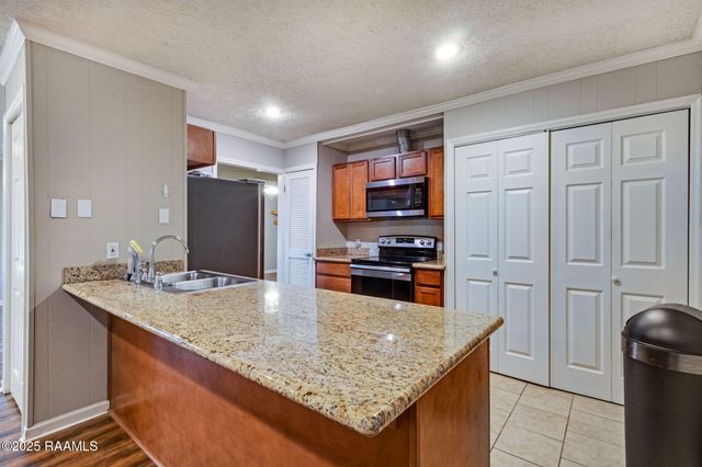 104 Polaris Drive, Lafayette, LA 70501