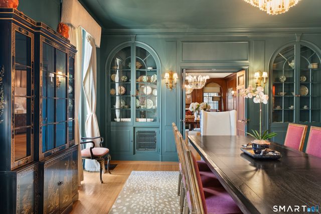 91 Algonquin Road, Fairfield, CT 06825