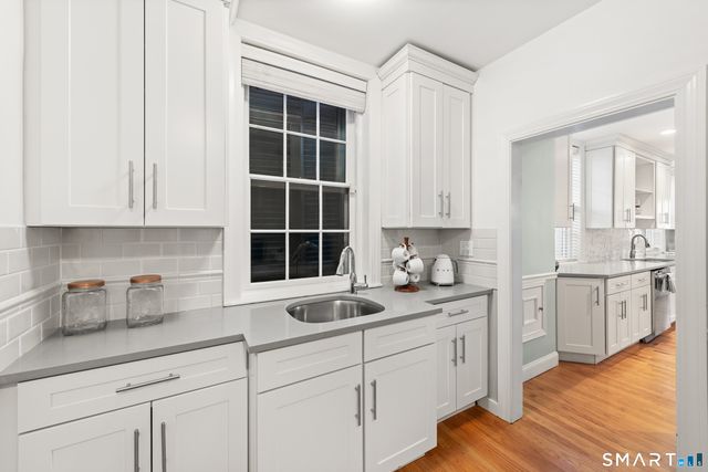 91 Algonquin Road, Fairfield, CT 06825