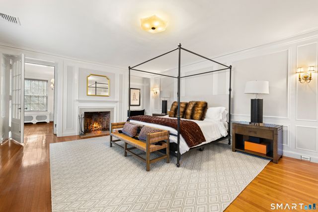 91 Algonquin Road, Fairfield, CT 06825