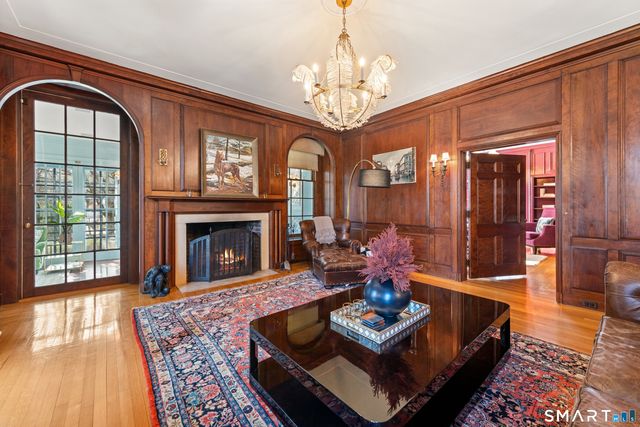 91 Algonquin Road, Fairfield, CT 06825