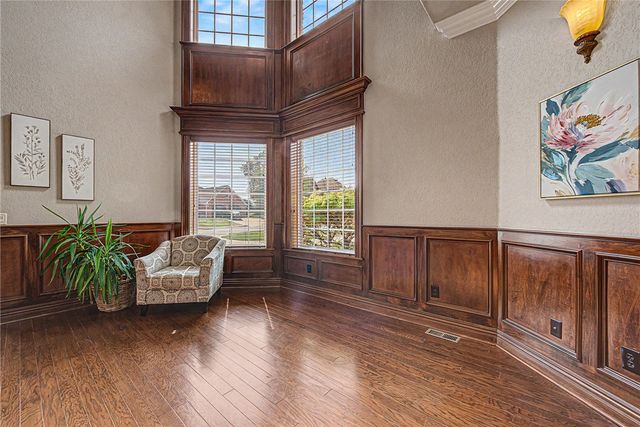 1816 S 27th Place, Rogers, AR 72758