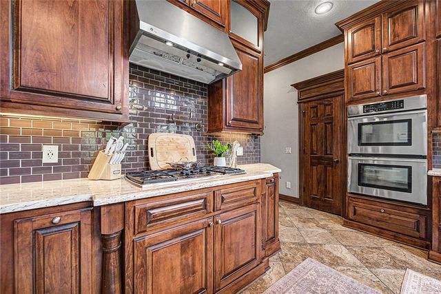 1816 S 27th Place, Rogers, AR 72758