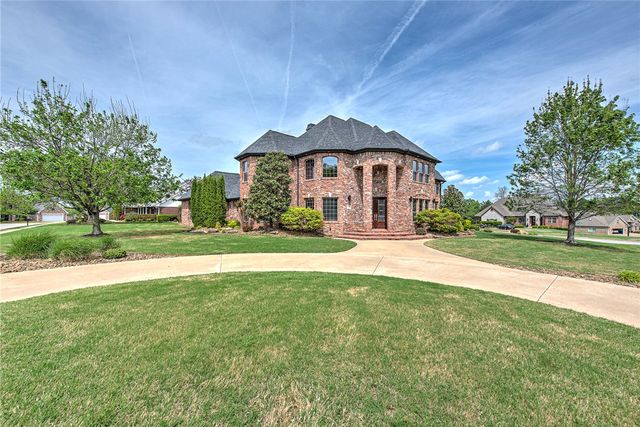 1816 S 27th Place, Rogers, AR 72758