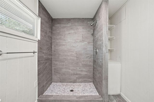 5719 Turtle Creek Road, Houston, TX 77017