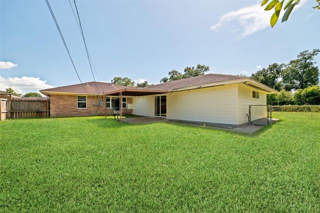 5719 Turtle Creek Road, Houston, TX 77017