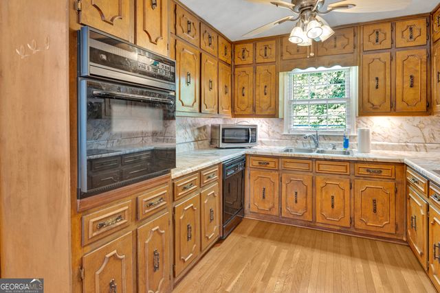 1777 Hickory Street SE, Conyers, GA 30013