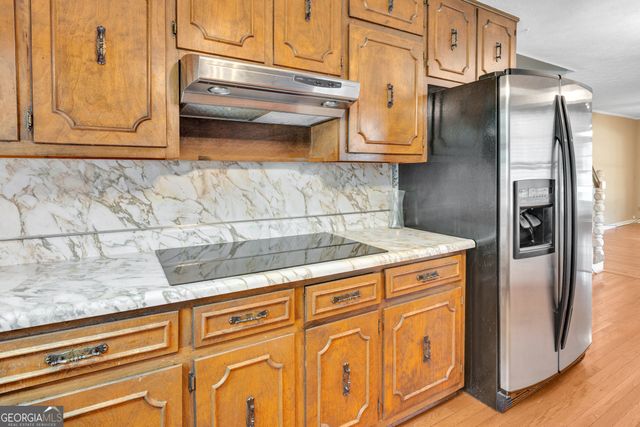 1777 Hickory Street SE, Conyers, GA 30013