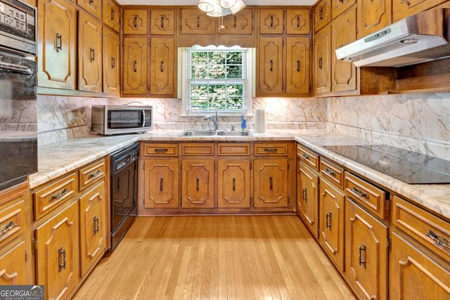 1777 Hickory Street SE, Conyers, GA 30013
