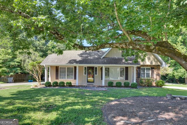 1777 Hickory Street SE, Conyers, GA 30013