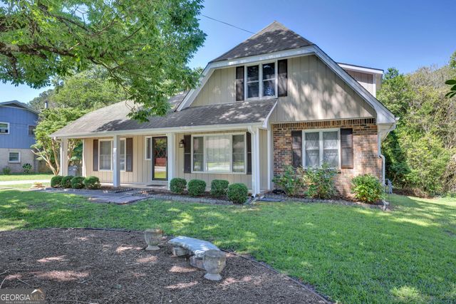 1777 Hickory Street SE, Conyers, GA 30013