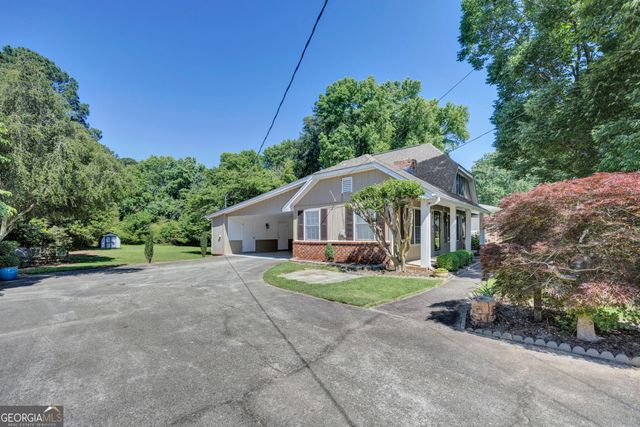 1777 Hickory Street SE, Conyers, GA 30013