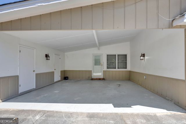 1777 Hickory Street SE, Conyers, GA 30013