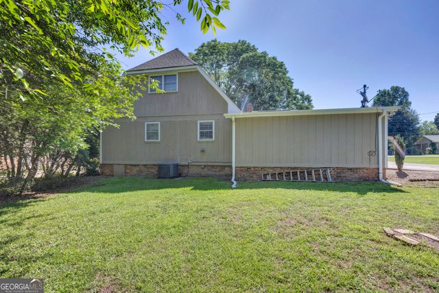 1777 Hickory Street SE, Conyers, GA 30013