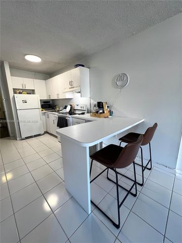 710 Washington Ave 319, Miami Beach, FL 33139