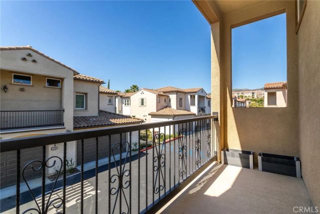 11232 Paseo Del Cielo 120, Porter Ranch, CA 91326