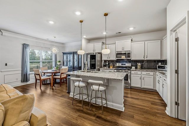 517 Flying Squirrel Way, Greenville, SC 29605
